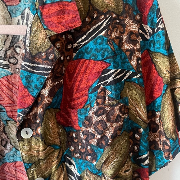 VINTAGE patterned blouse - Picture 3 of 4